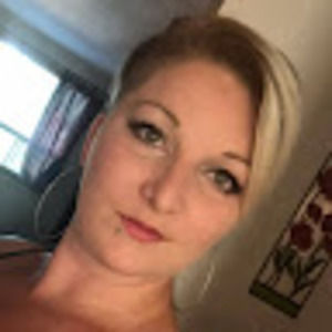 Meet your Posher, Melissa-marie